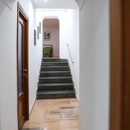 Modern Apartment At Piazza Del Gesu' By Wonderful Italy Neapel Exterior foto